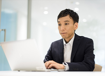 新規のお客様先で、後輩と共に信頼を獲得し、案件拡大に貢献
